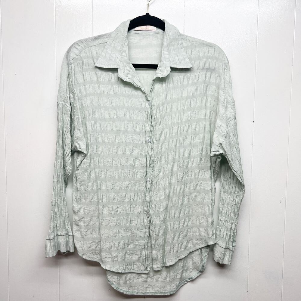 Lovely Light Mint Button-Down style light weight Shirt - Women's Relaxed Fit